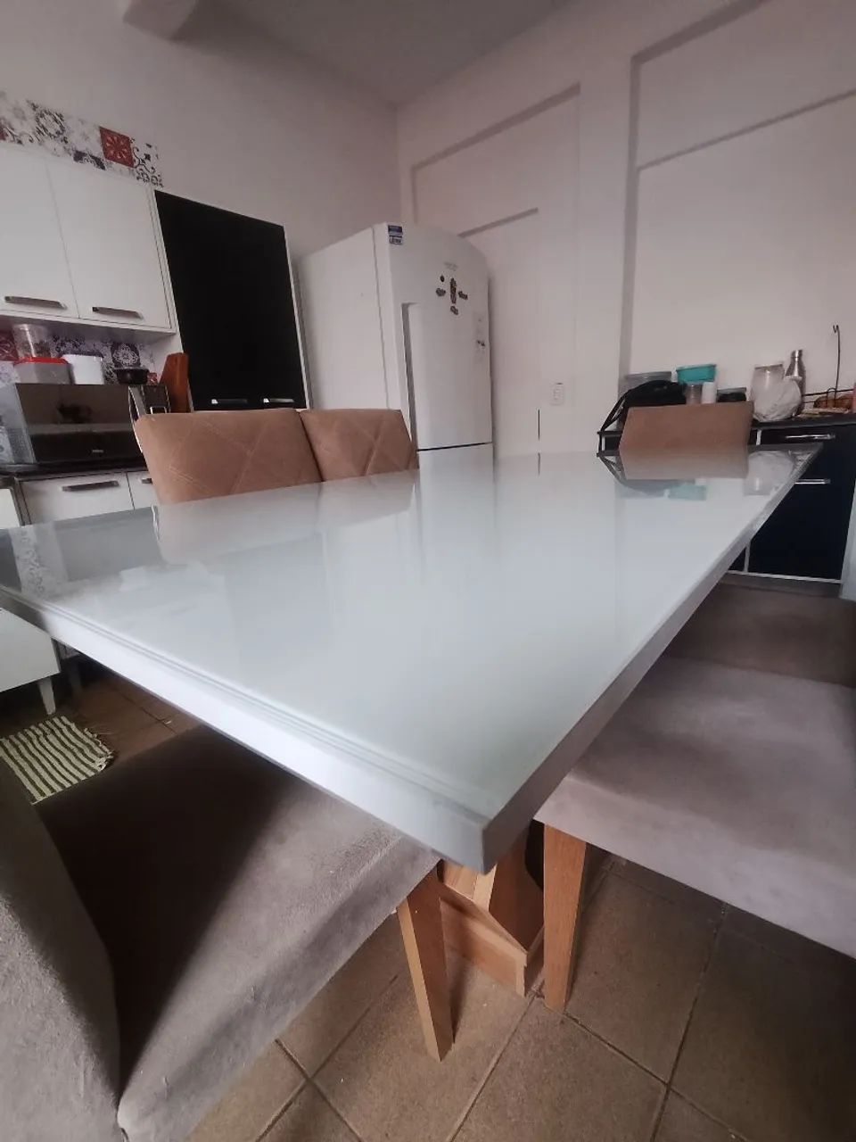 Mesa grande de vidro com 6 cadeiras  - Foto 2