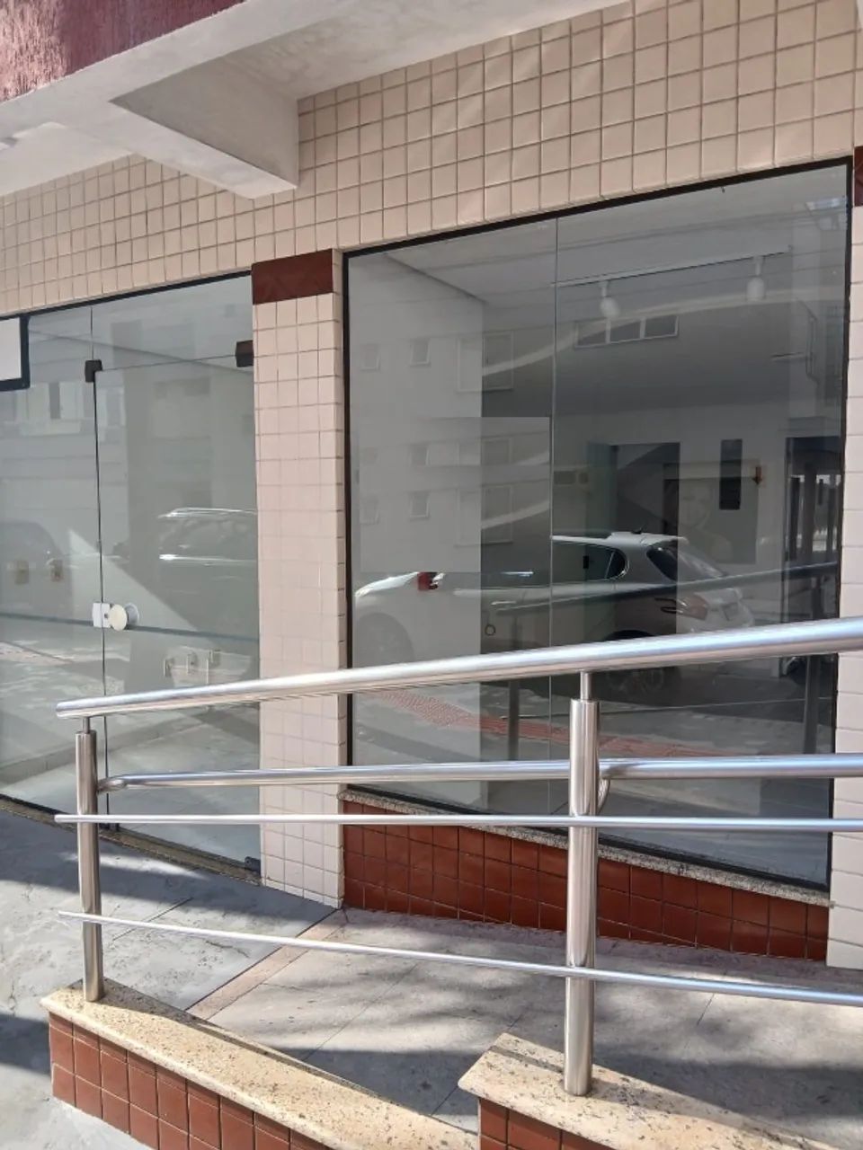Lojas 50 m2, próximo à Av Brasil, 2 opções disponíveis!