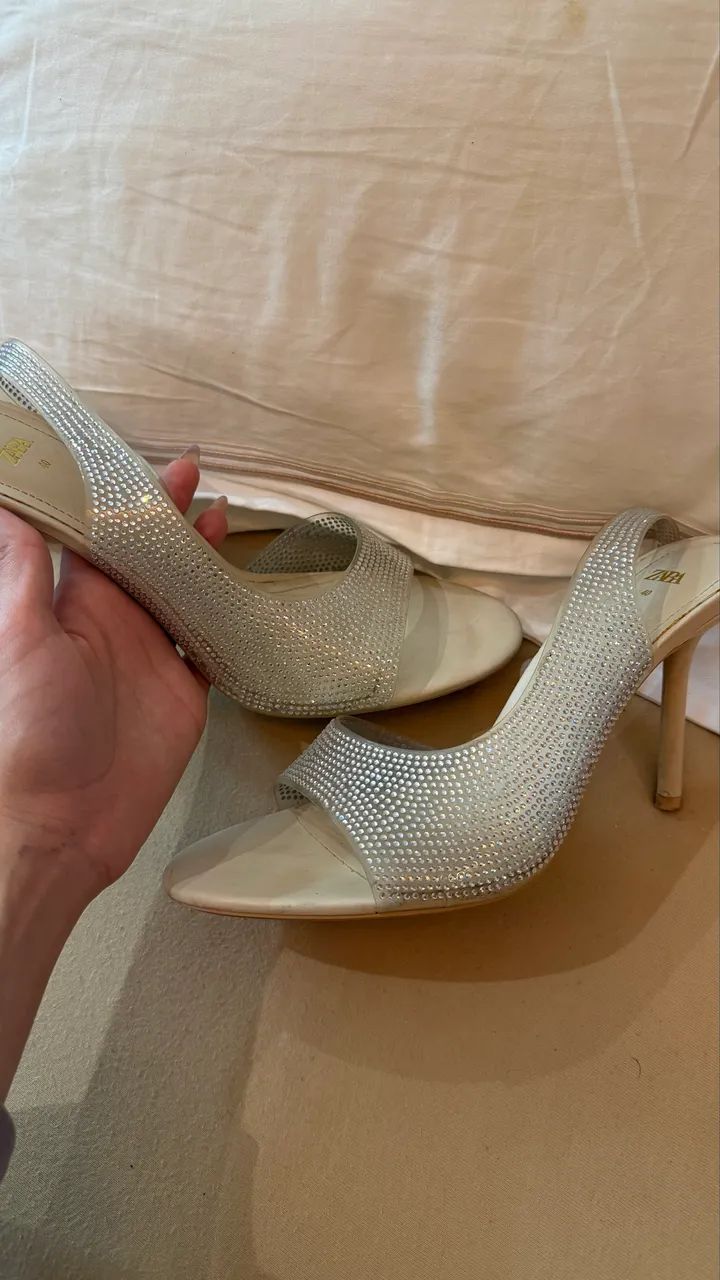 ?SALTO ZARA ELEGANTE E DELICADO TAM 40 - Foto 4