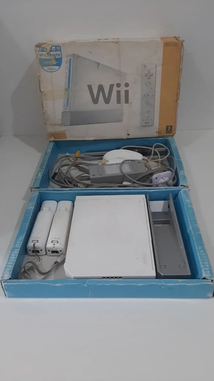 Nintendo Wii + 8 Jogos - Consoles de Vídeo Game - Capão Raso