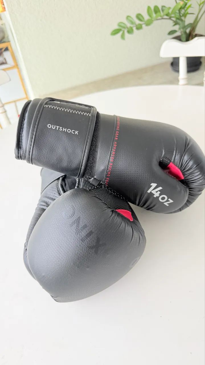 Luvas de Boxe Outshock 14 OZ - Ótimo Estado - Foto 2
