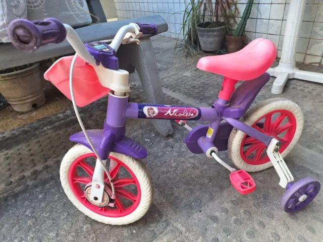 Bicicleta infantil violeta com rodinhas e cestinha - Foto 2
