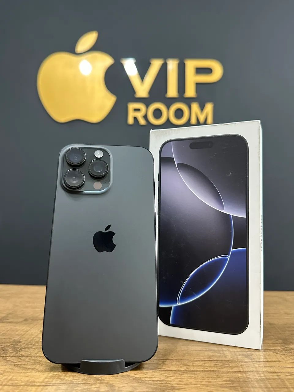 iPhone 16 Pro Max 256gb preto semi novo em excelente estado!! - Foto 2