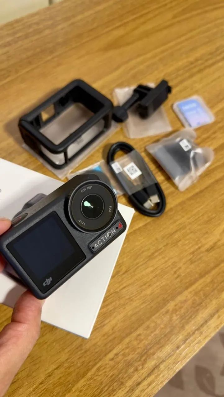 Câmera DJI 4 osmo Action 