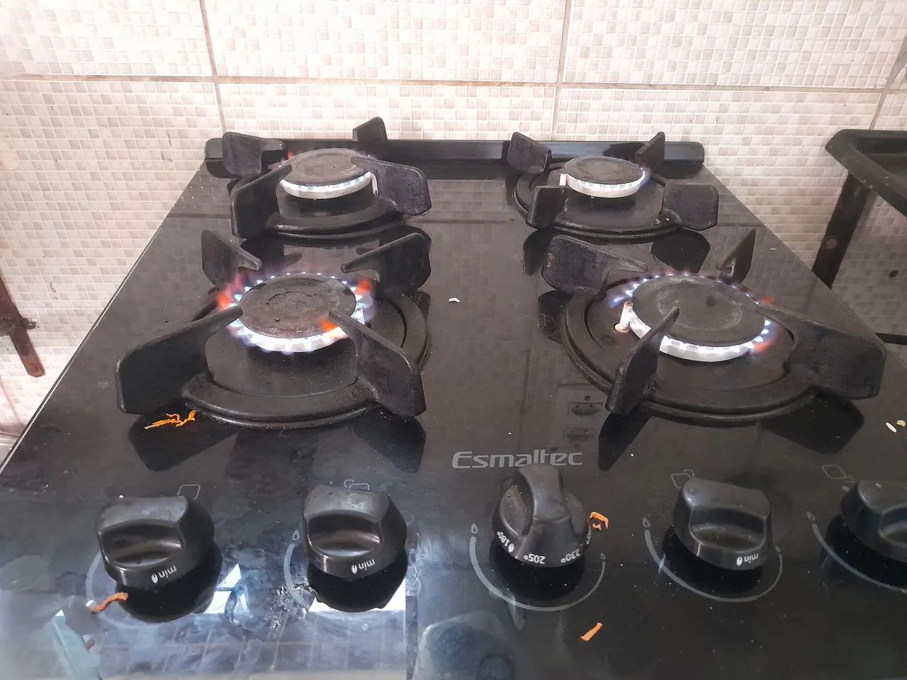 Fogão 4 bo as esmaltec usado