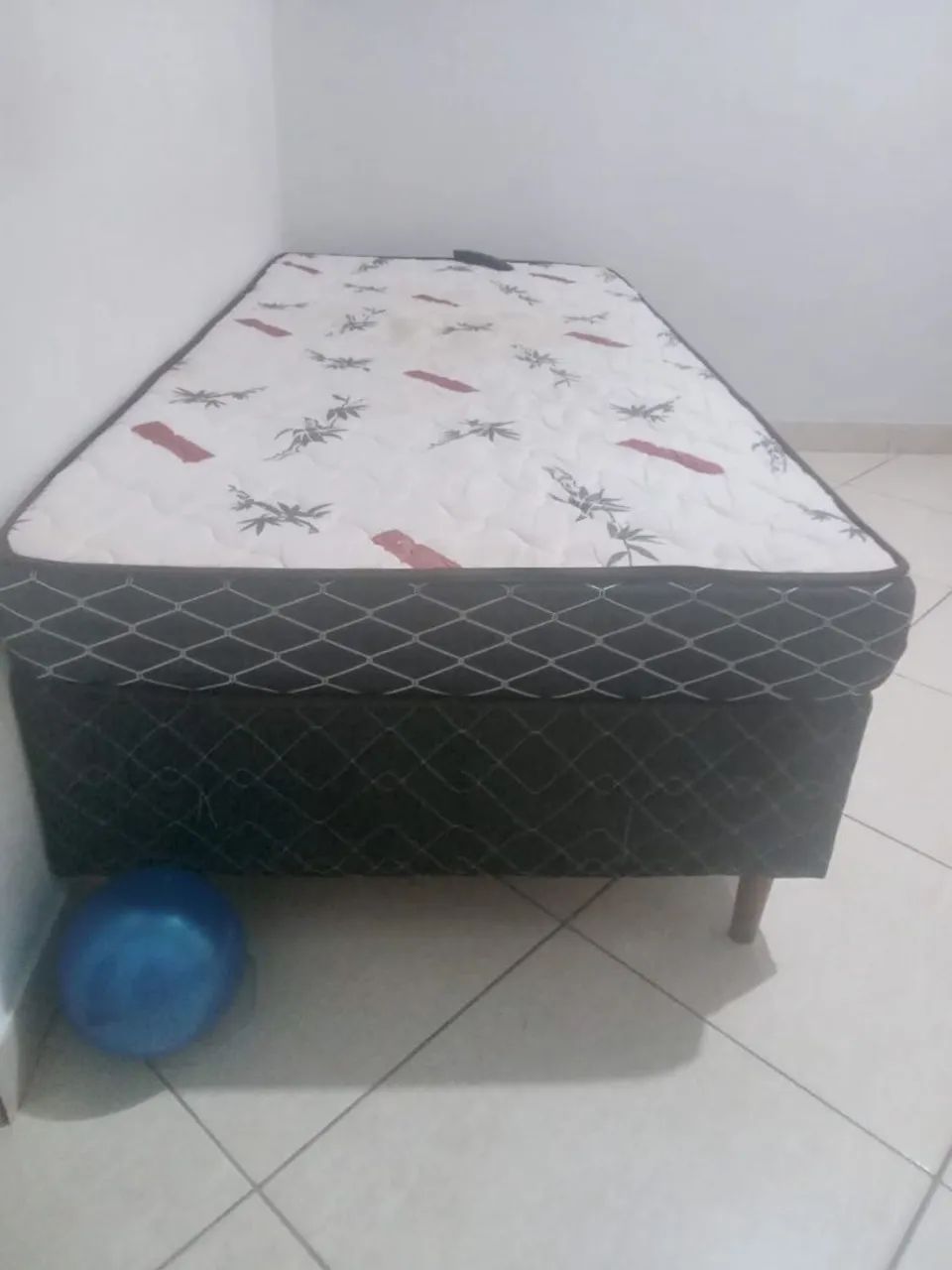 Vende cama box de solteiro  - Foto 2