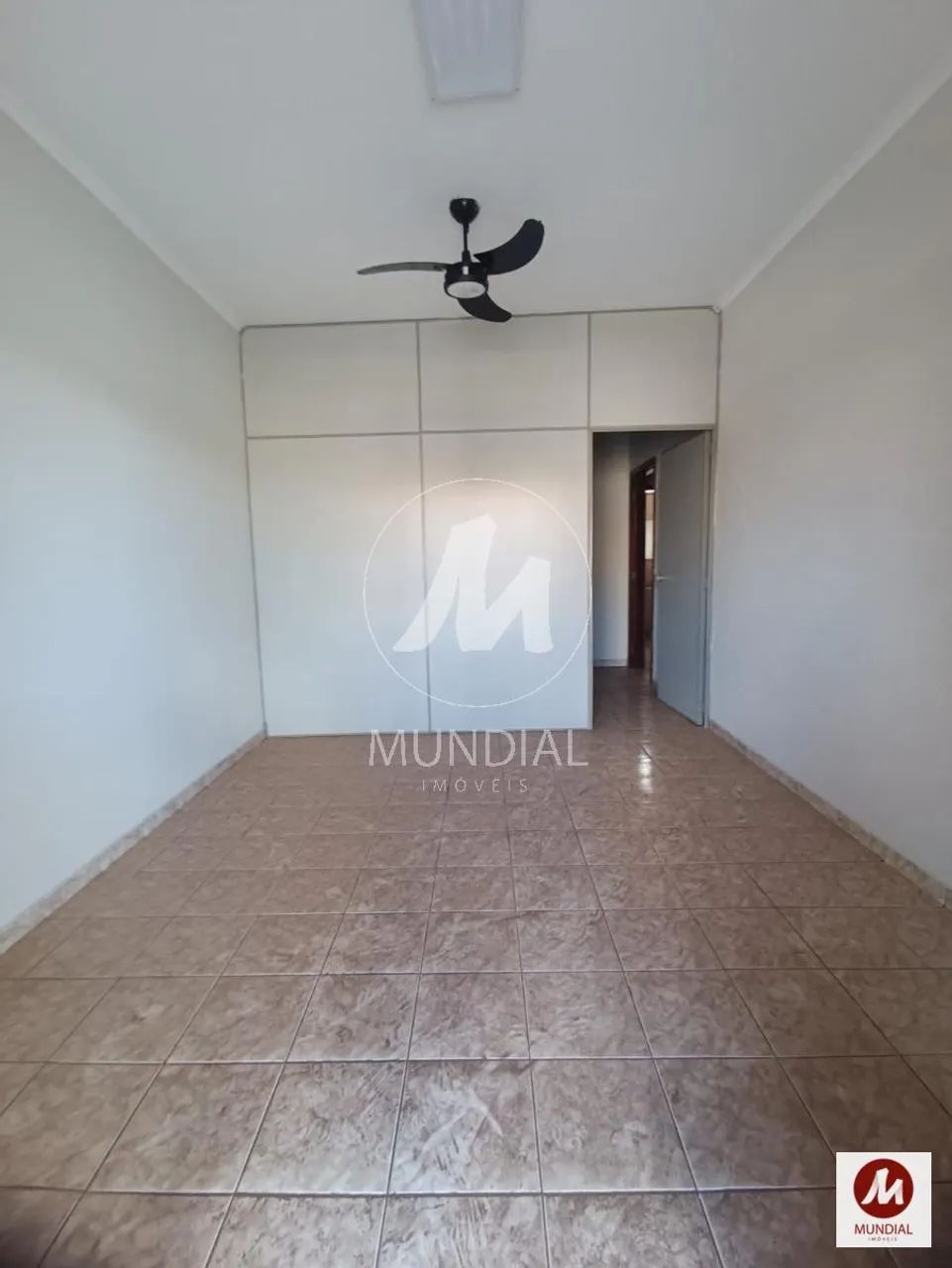 Sala comercial (sala - terrea independente) 3 dormitórios - Foto 2
