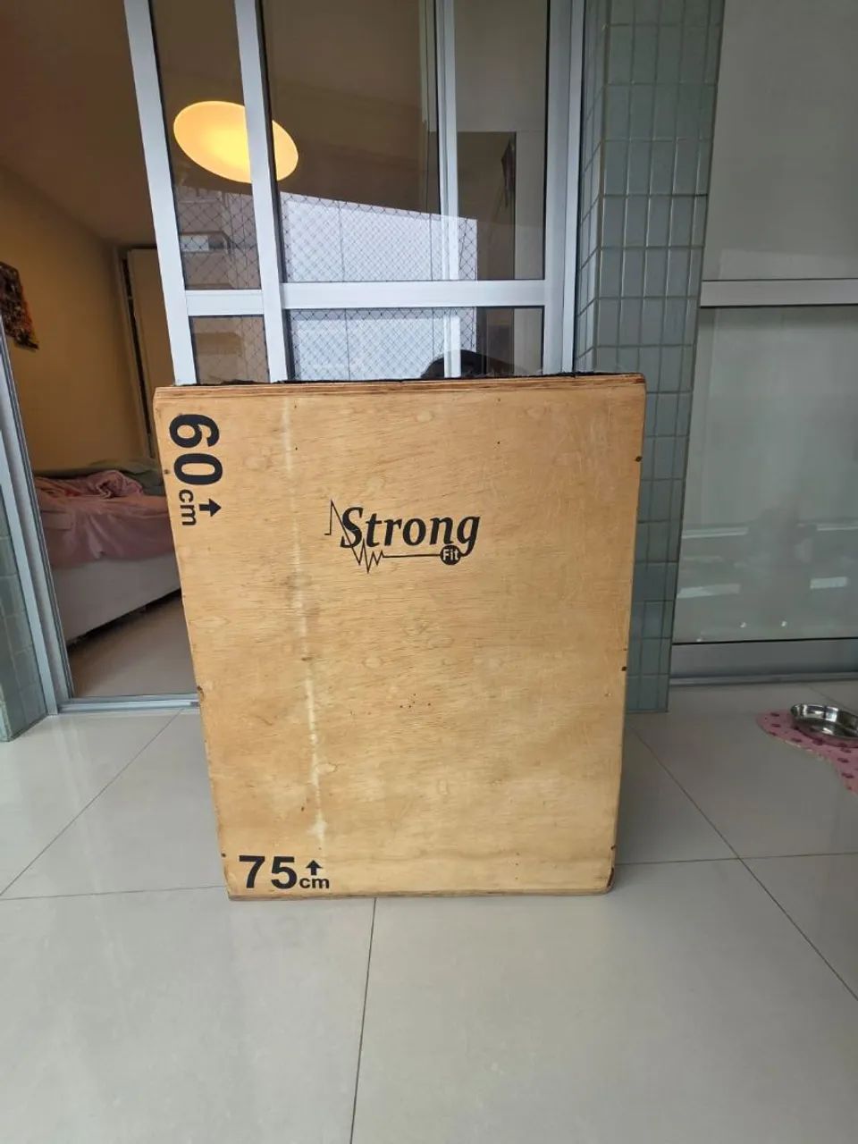 Caixa de madeira para crossfit Strongfit