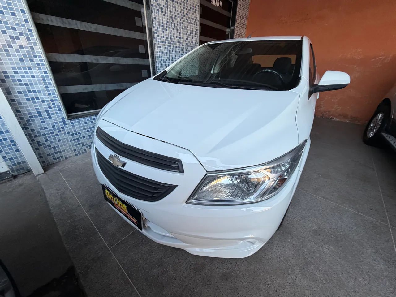 Chevrolet Onix ONIX HATCH Joy 1.0 8V Flex 5p Mec. 2017