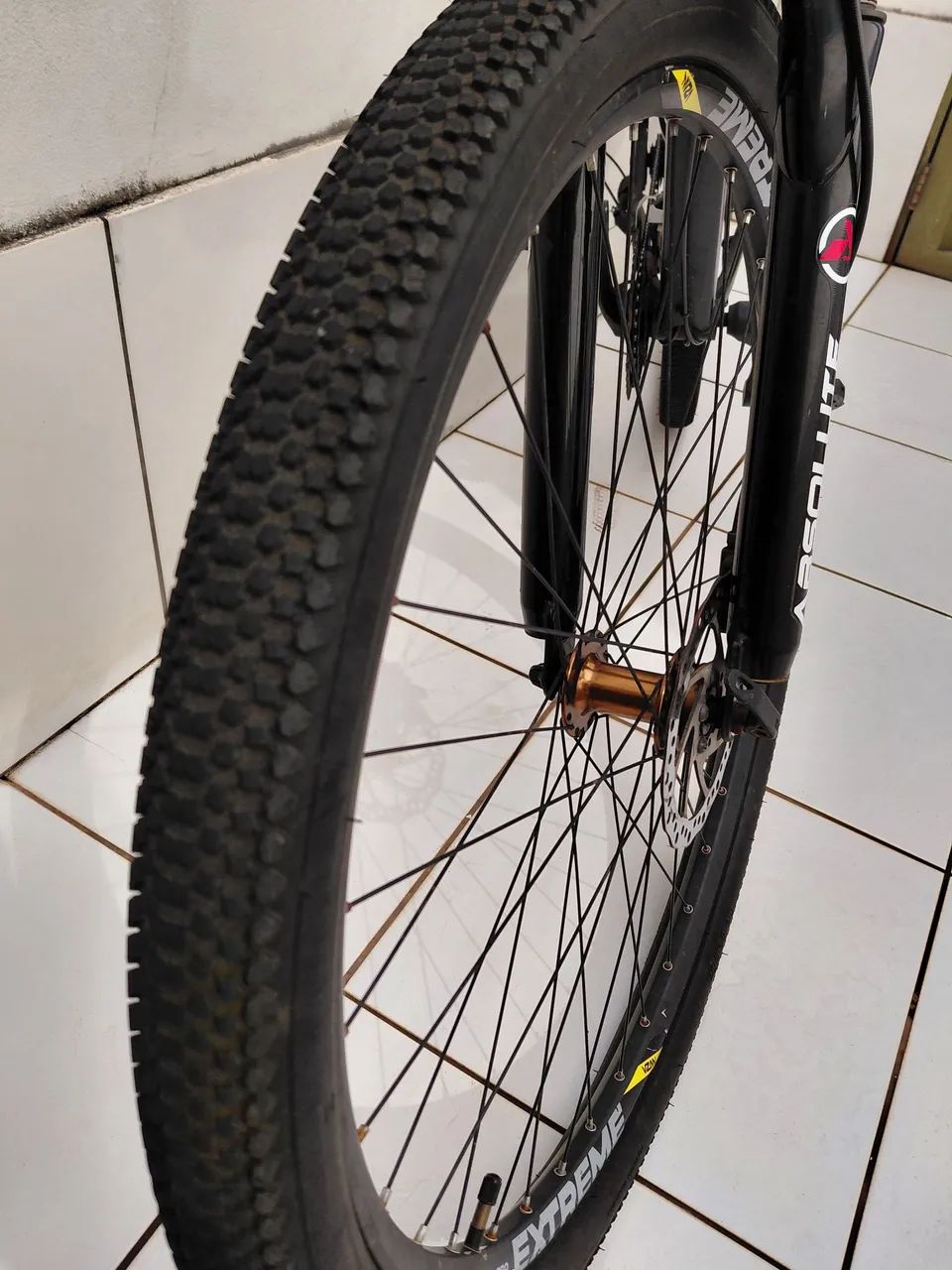 Bicicleta aro 29 com detalhes  - Foto 2