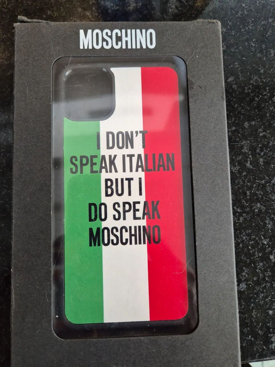 Capa celular iPhone 11 pro max - Moschino - Foto 3