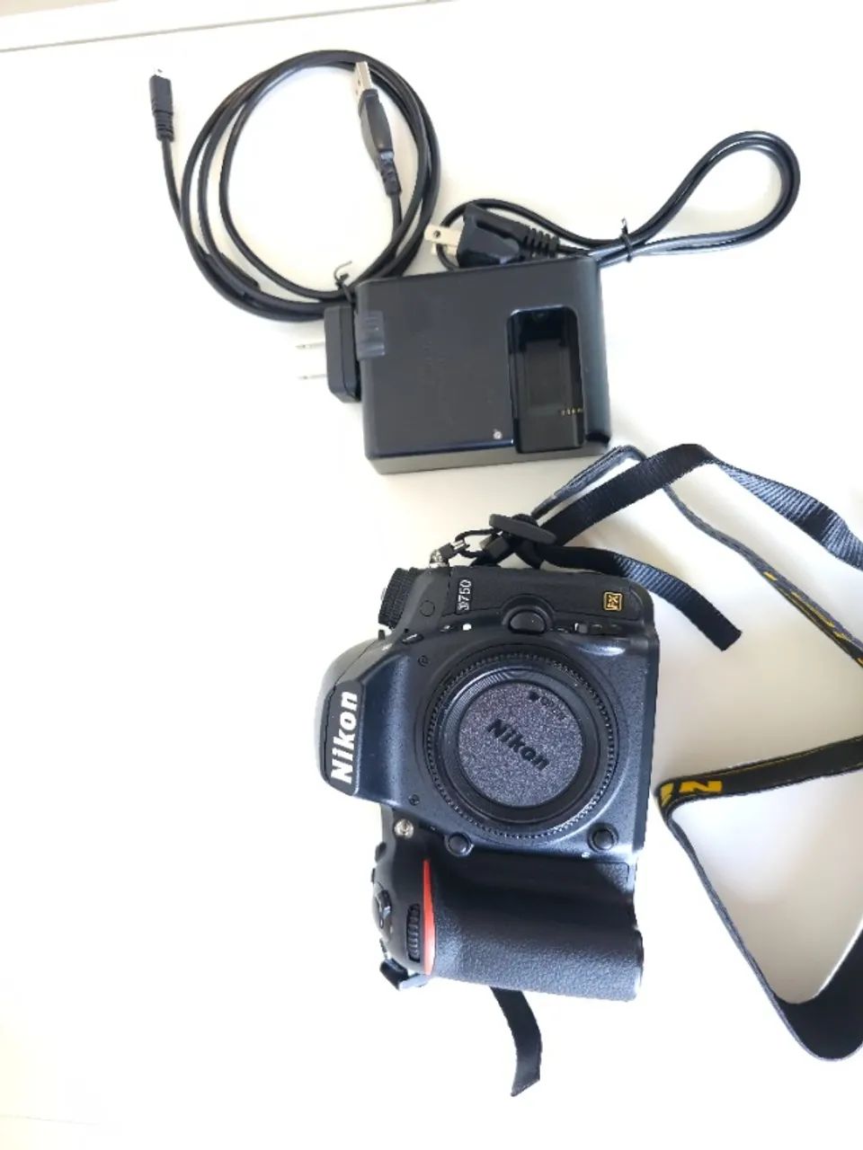 Camera Nikon D750 Em Menos de 11.400 Cliques em excelente estado - Foto 6