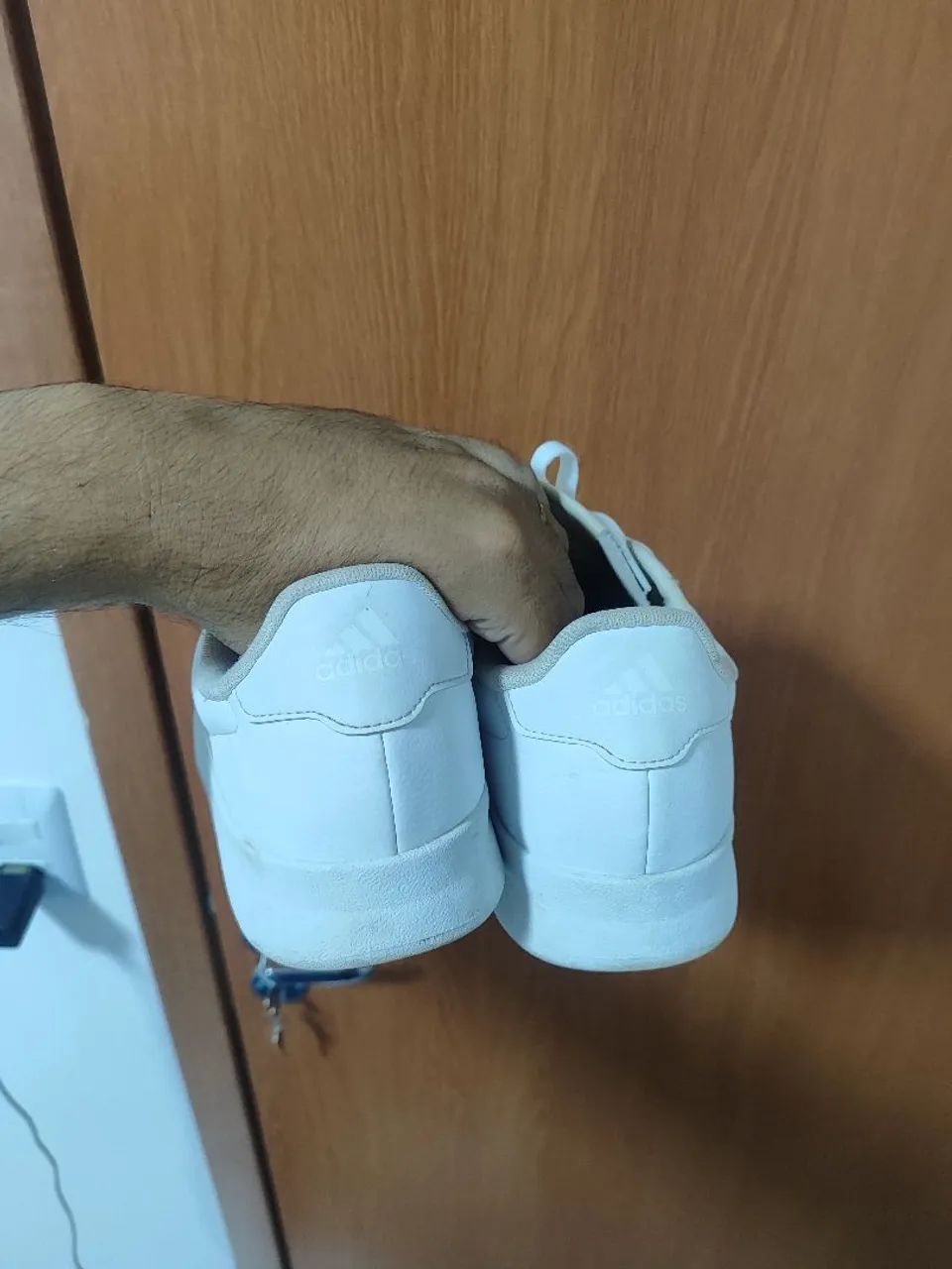Tênis Adidas 42 - Foto 2