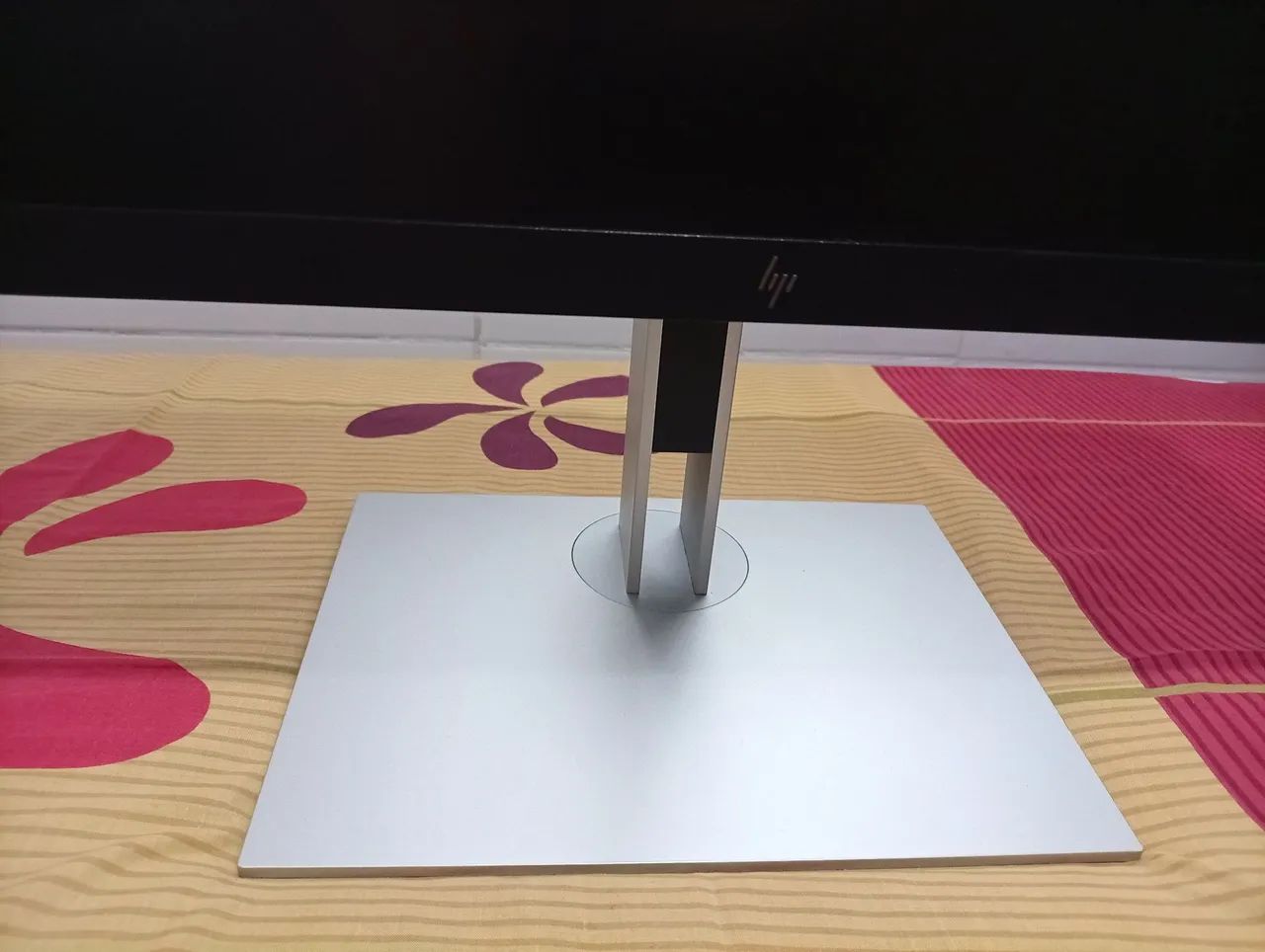 Monitor HP E27 g4  - Foto 3