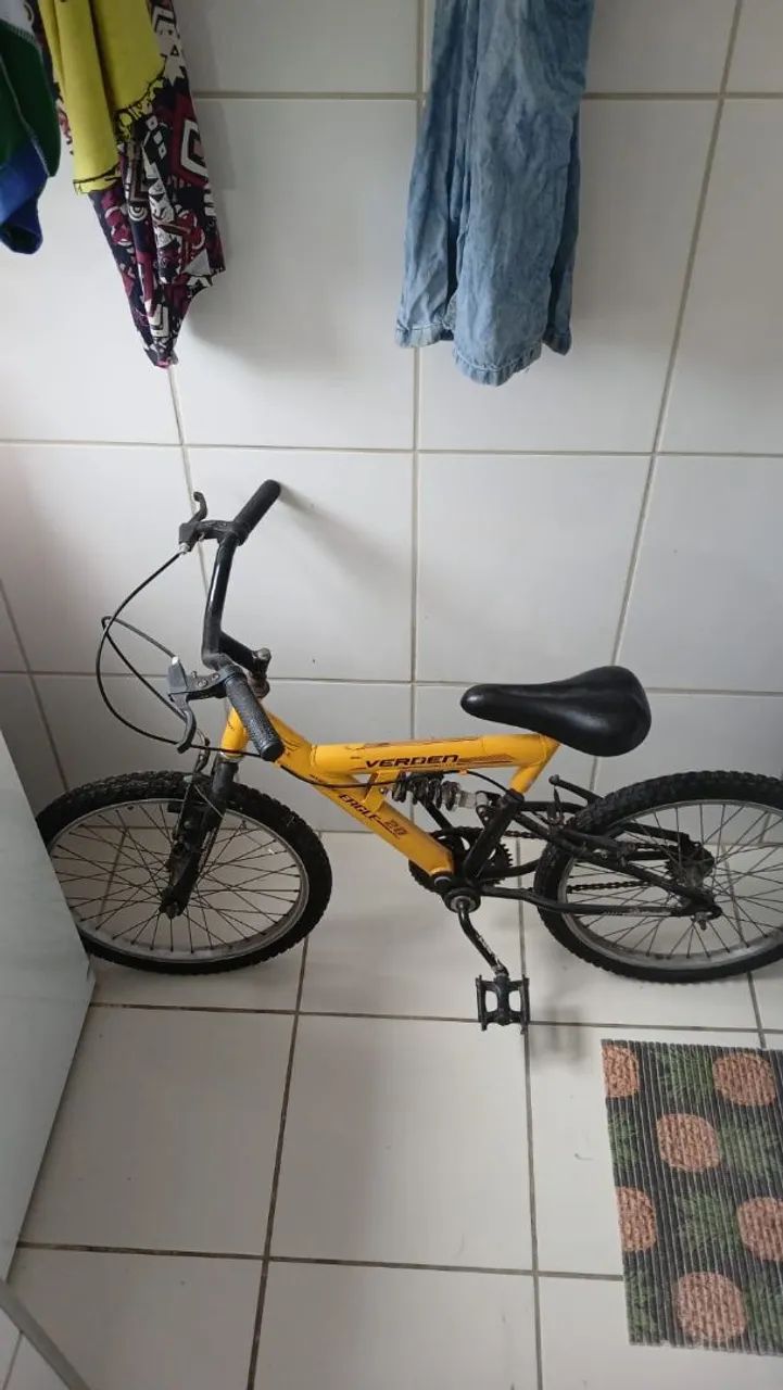 Bicicleta infantil aro 20 - Foto 3