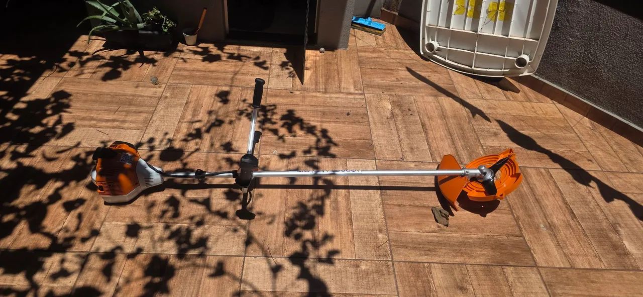 Rocadeira Sthil Fs161 Nova sem. Uso<br>Roçadeira a combustão FS 161 - Foto 2