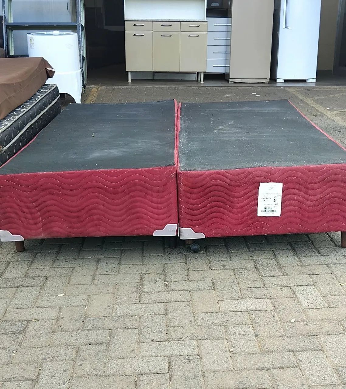 Base de cama box casal USADA ENTREGA dentro de Uberlândia MG  - Foto 2
