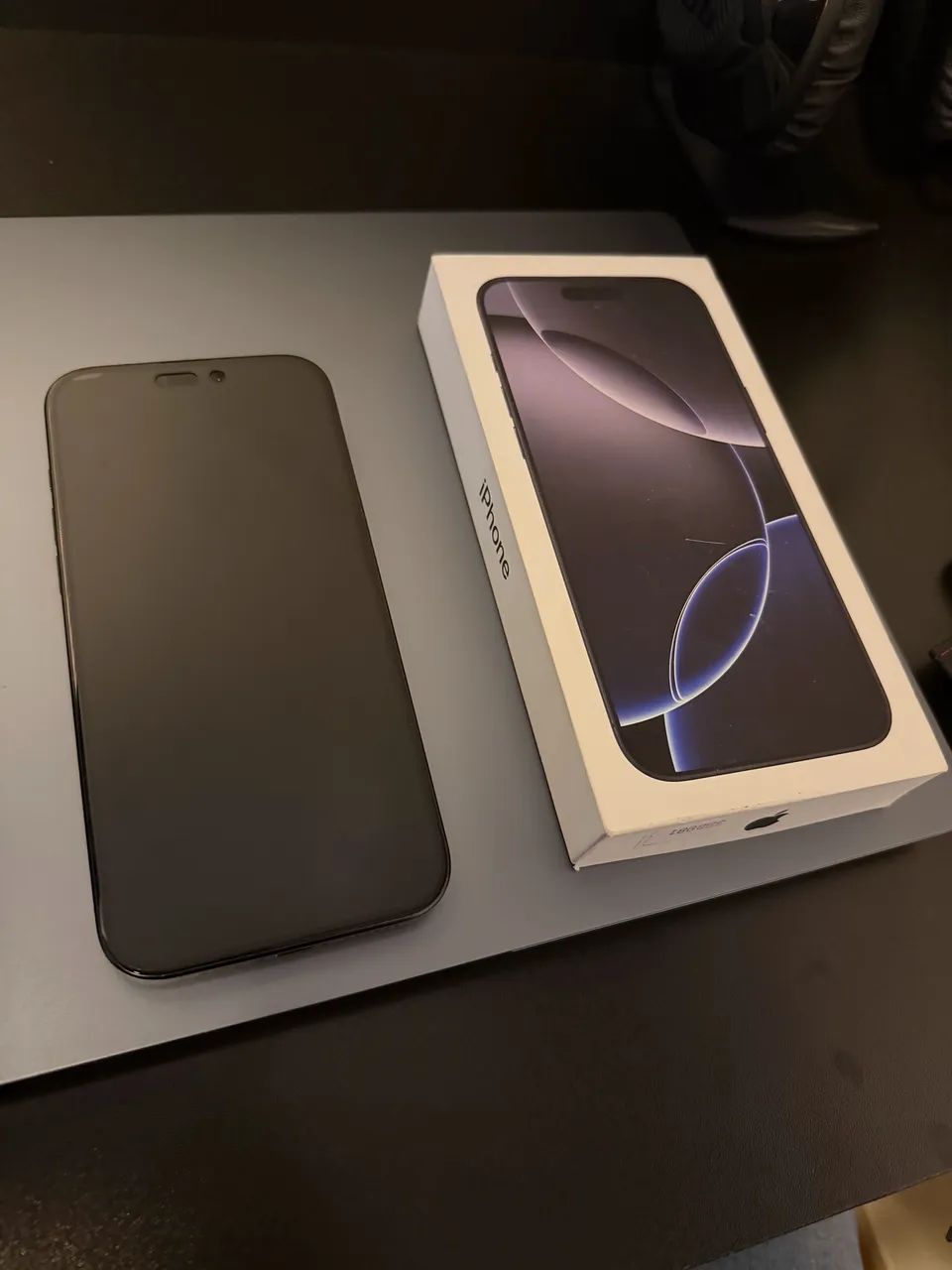 iPhone 16 Pro Max 256gb - Extremamente Novo - Celulares e