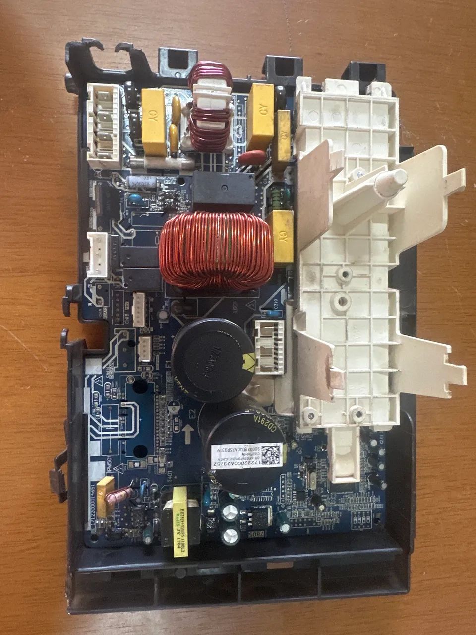 PLACA MIDEA INVERTER 24Mil BTUS 