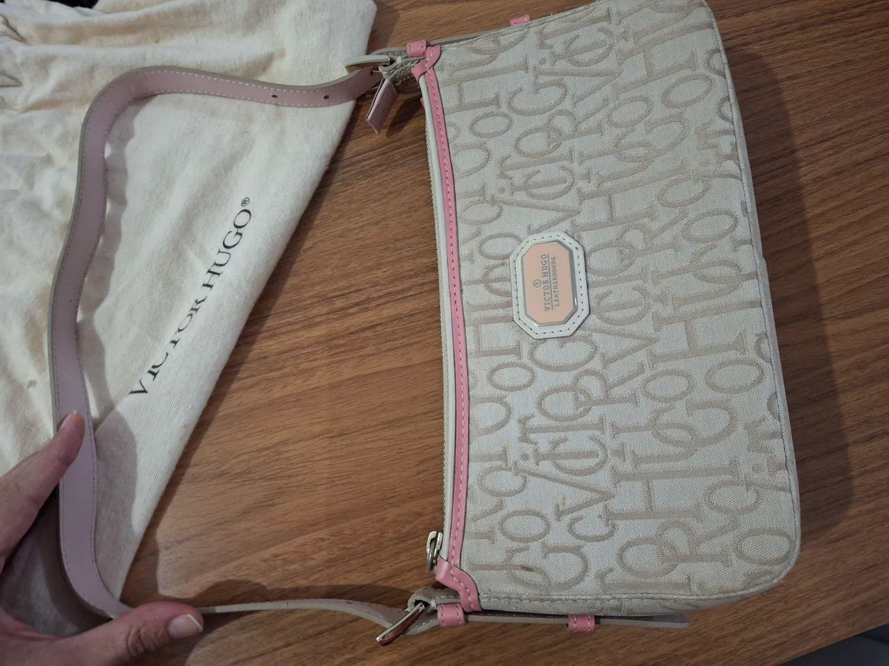 Bolsa Victor Hugo