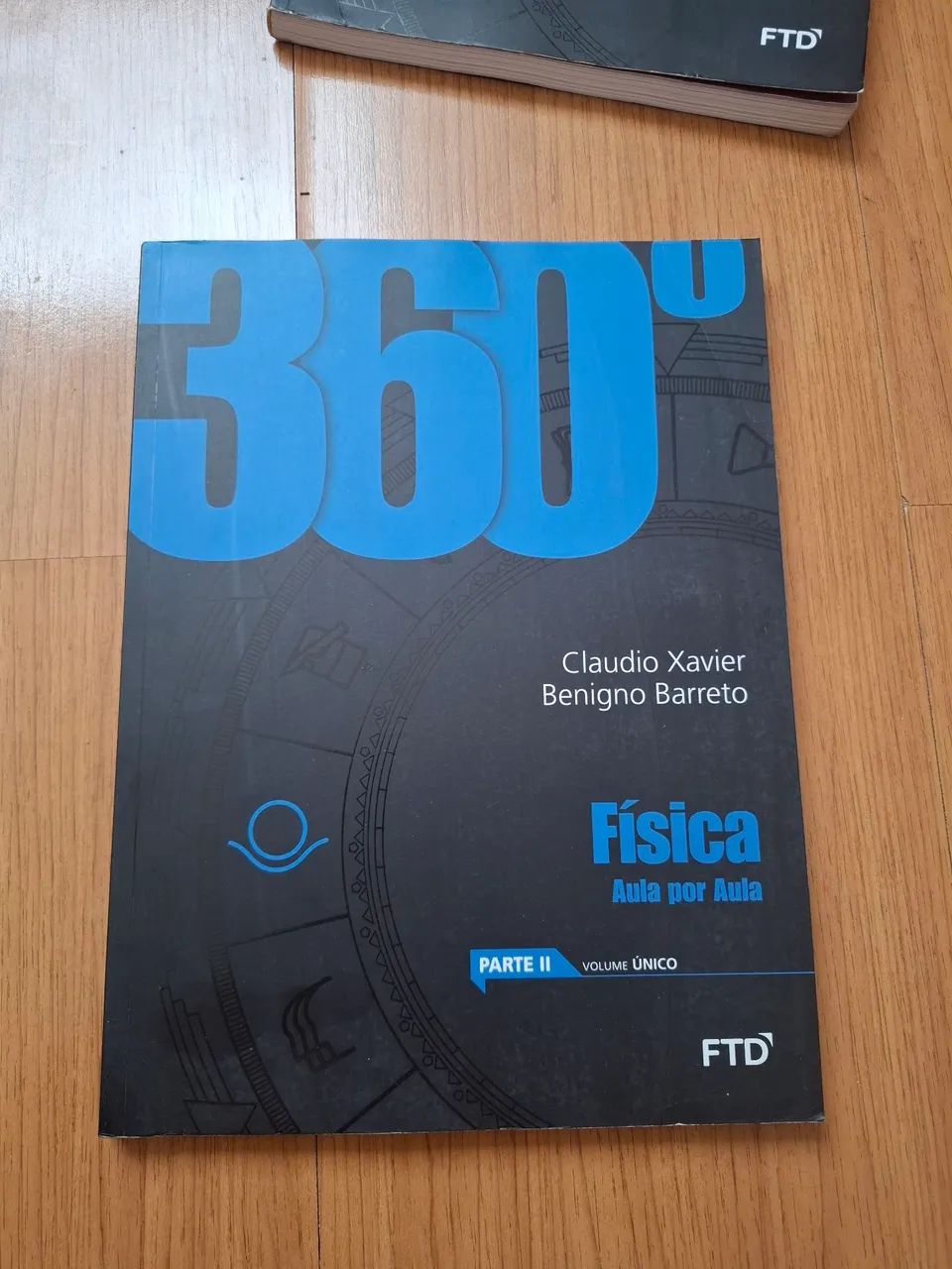 Livro Física aula por aula Claudio Xavier Benigno Barreto volume único  - Foto 2