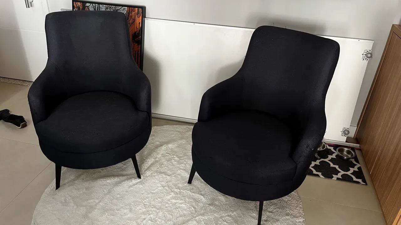 Par de Poltronas de Tecido pretas