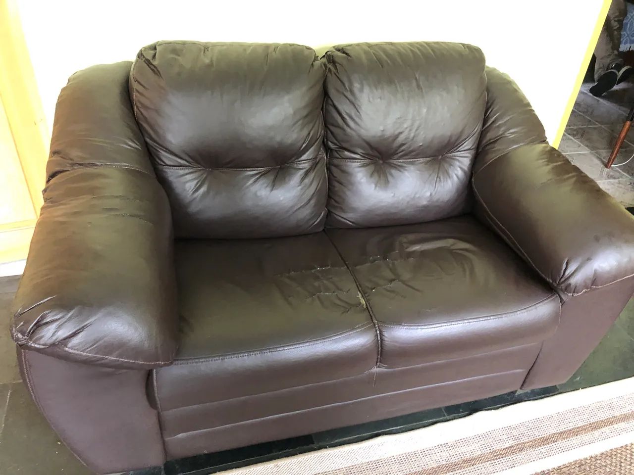 Sofá Couro65204303097218122