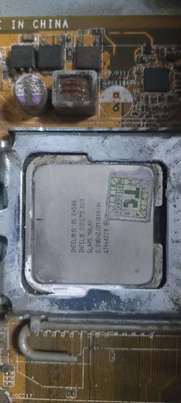Computador antigo sucata Intel Core 2 Duo E4500, Kingston KVR800D2N6/2G DDR2