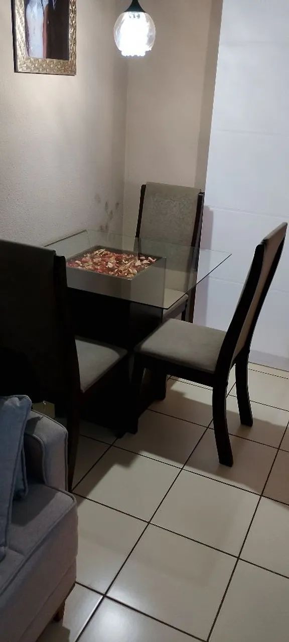  Vende_se Mesa de jantar de vidro 4 cadeiras. - Foto 2