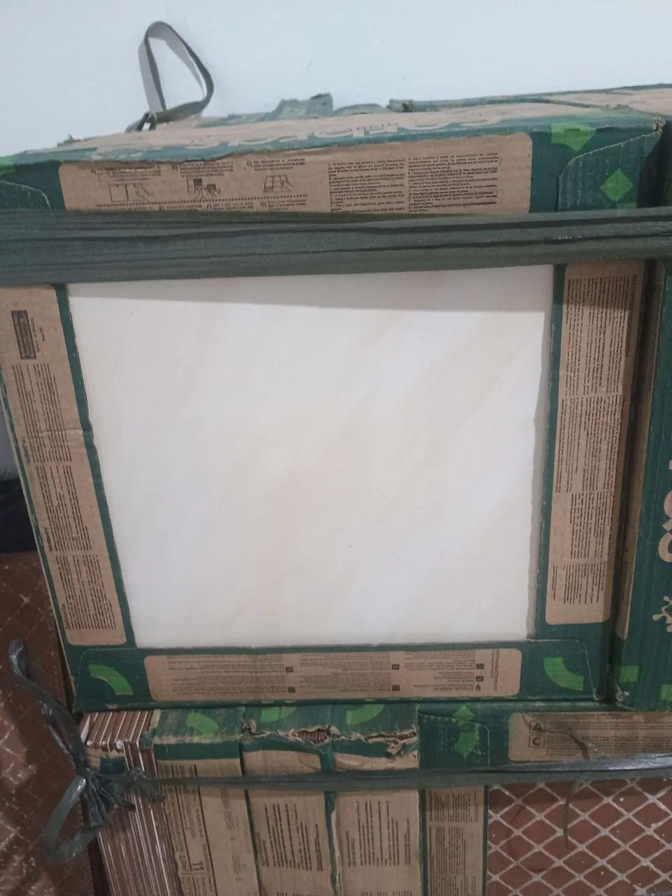 Piso Tipo A 46x46, 30 caixas 69m2