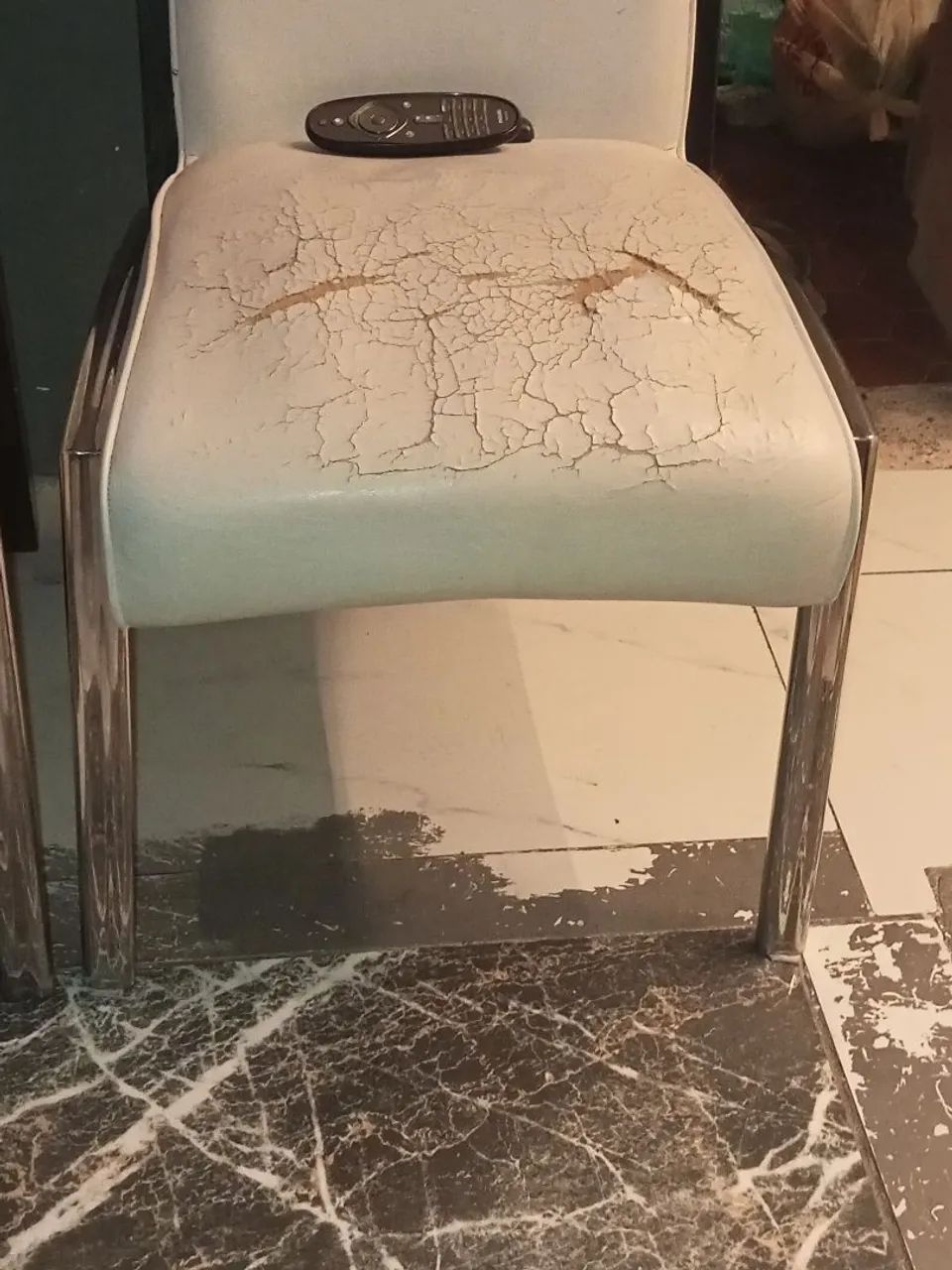 Cadeira para mesa de jantar 