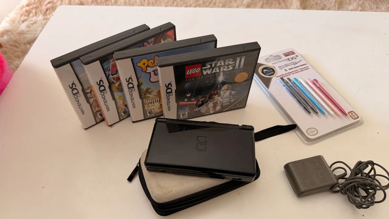 Nitendo ds lite 