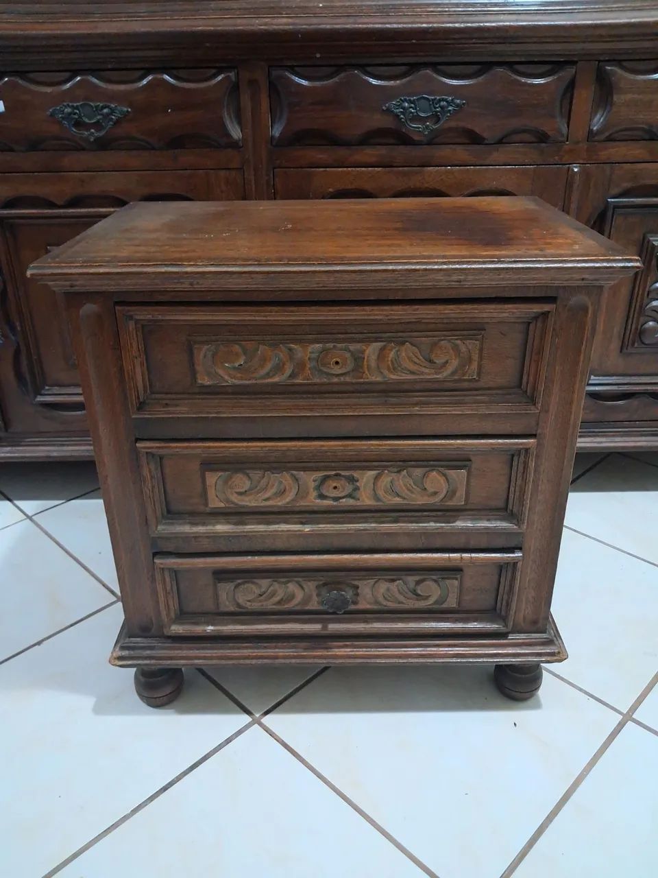 Mesa de cabeceira colonial - Foto 2