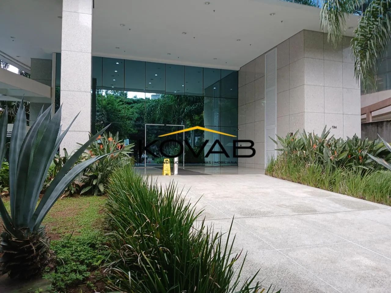 Conjunto Comercial para Locação 133m² | Brooklin  Berrini | Sala Pronta Mobiliada com Vaga - Foto 3
