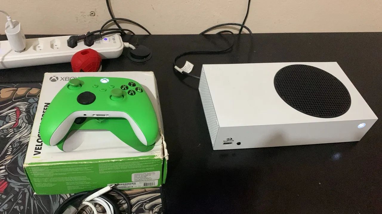 Xbox série s + acessórios