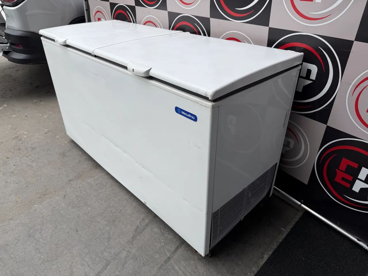 VENDO UM FREEZER HORIZONTAL METALFRIO DUPLA FUNÇÃO  - Foto 2