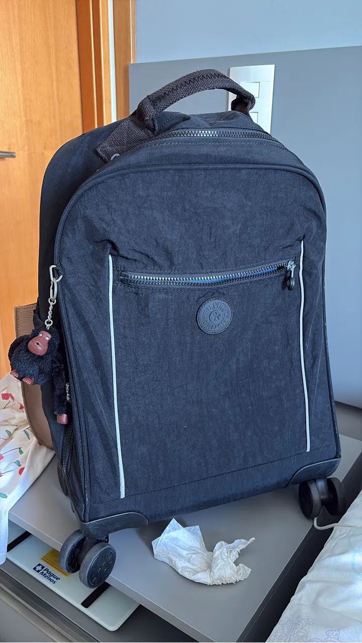 Mochila carrinho Kipling 