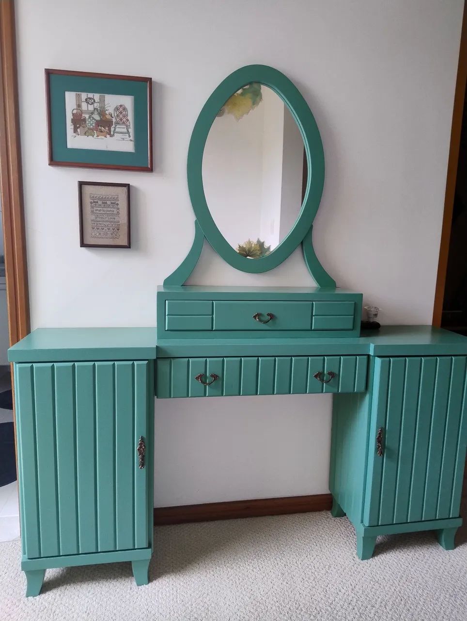 PENTEADEIRA COM ESPELHO 