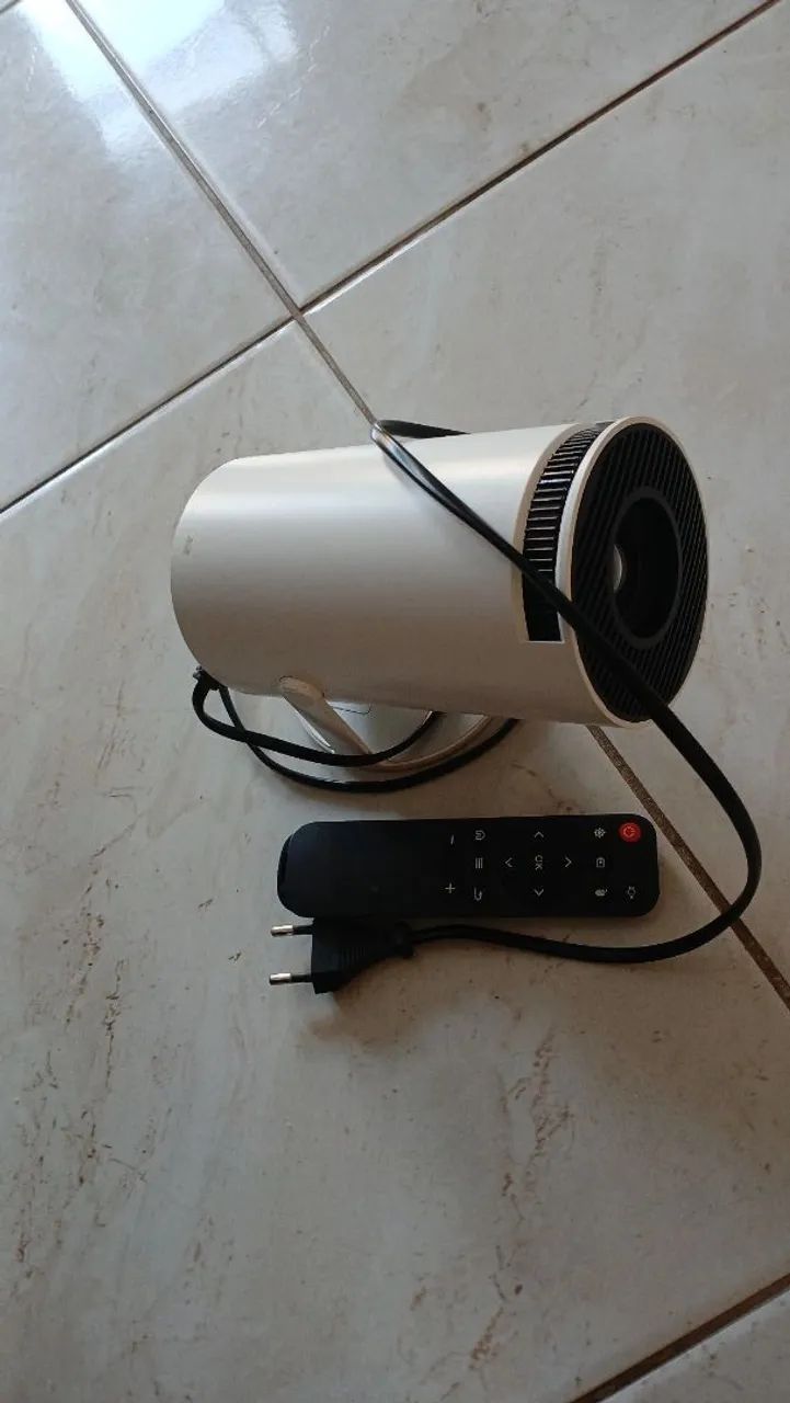 Projetor HY300  - Foto 3