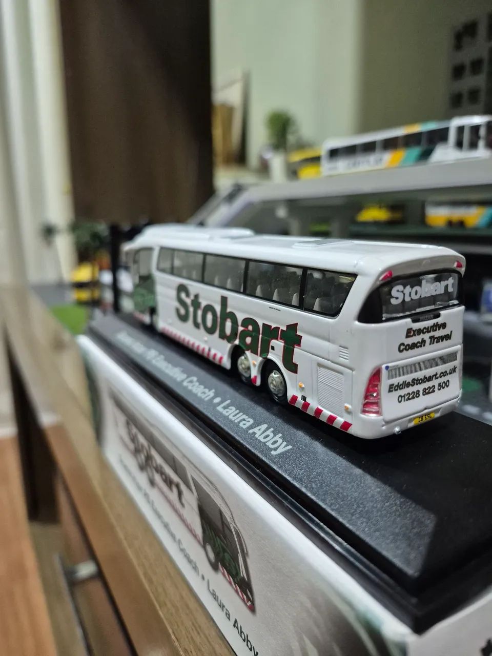MIniatura de ônibus Scania Irizar - Foto 5
