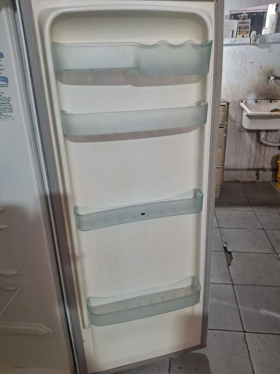 Geladeira Electrolux pequena - Foto 2