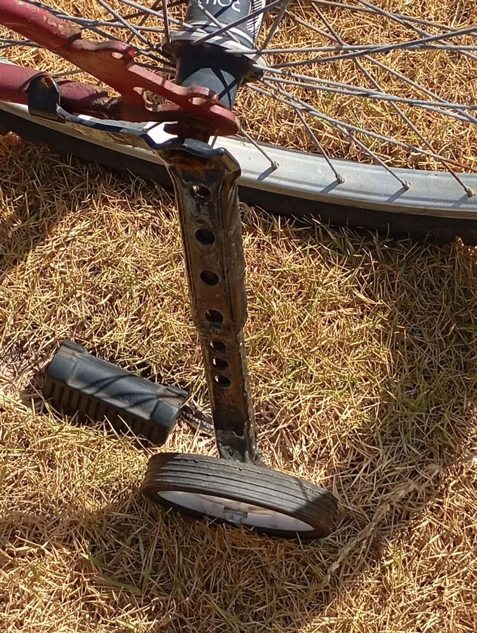 Bicicleta com rodinhas para adulto  - Foto 3