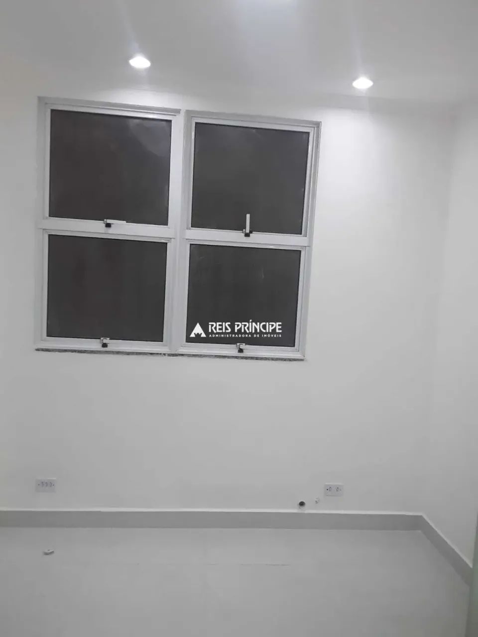 SALA COM 40M² PARA LOCAÇÃO E VENDA EM COPACABANA - Foto 3