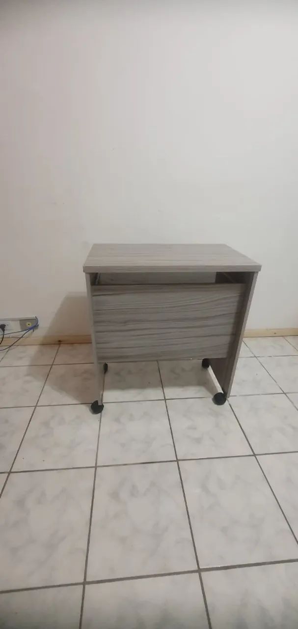 Mesa compacta para computador - Foto 2