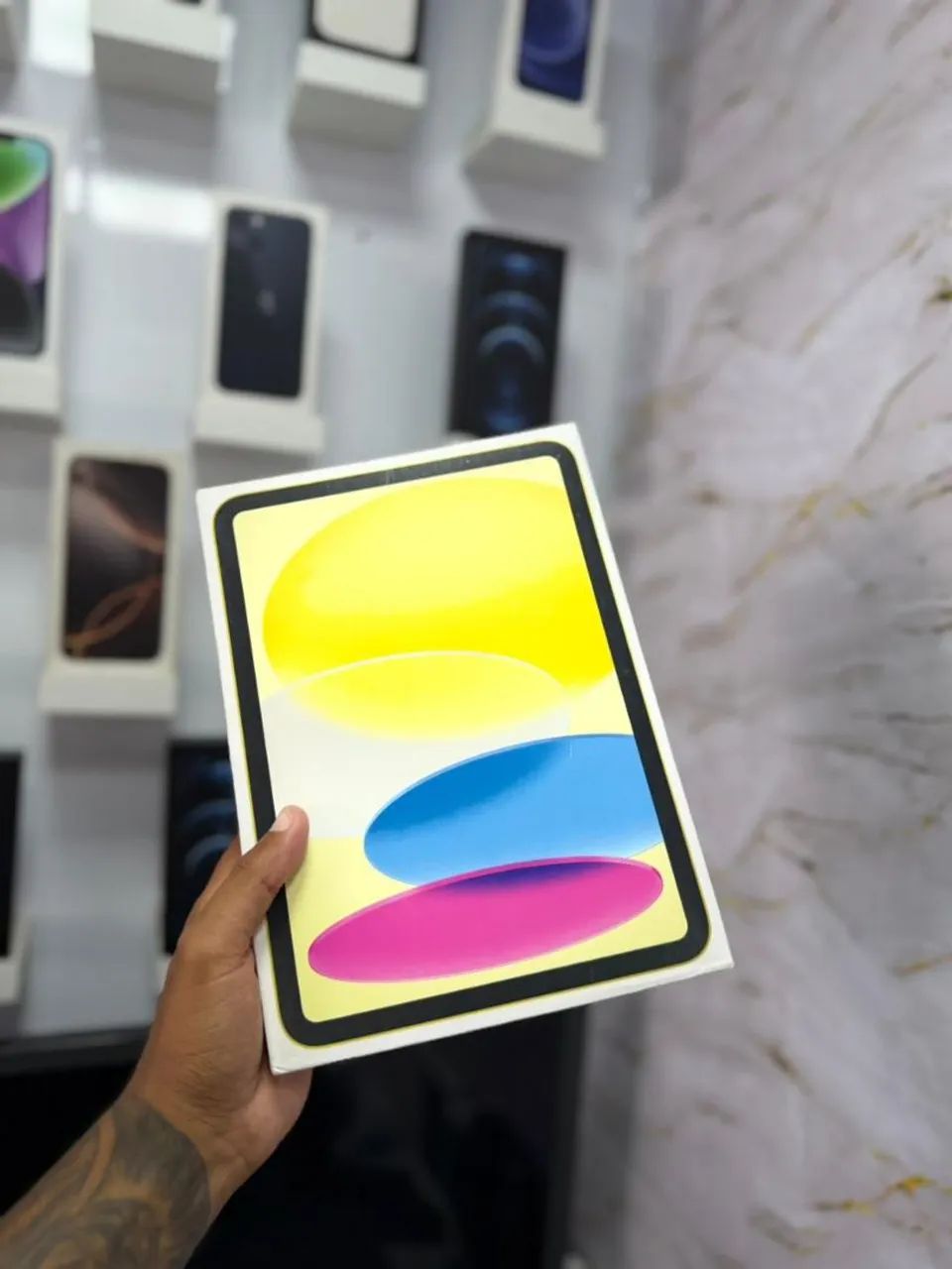 IPAD 11 128GB AMARELO<br>R$ 2.899,00
