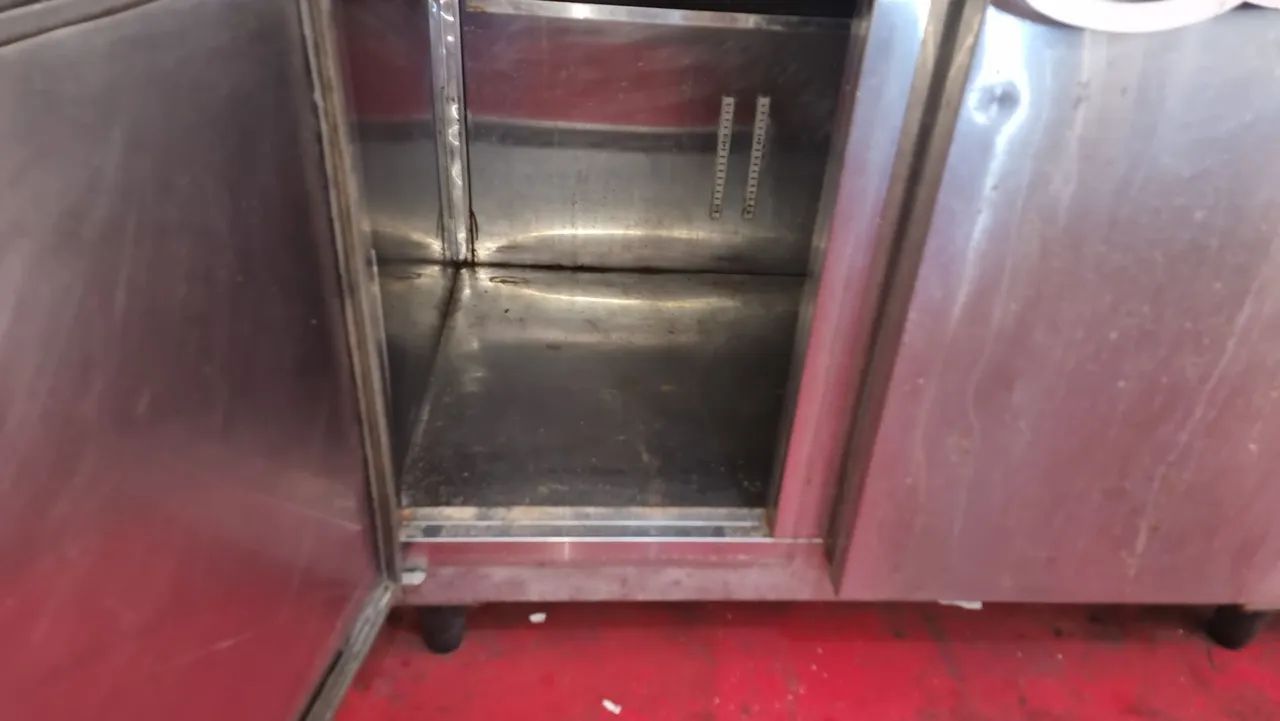 Balcão inox refrigerado com pedra de marmore - Foto 3