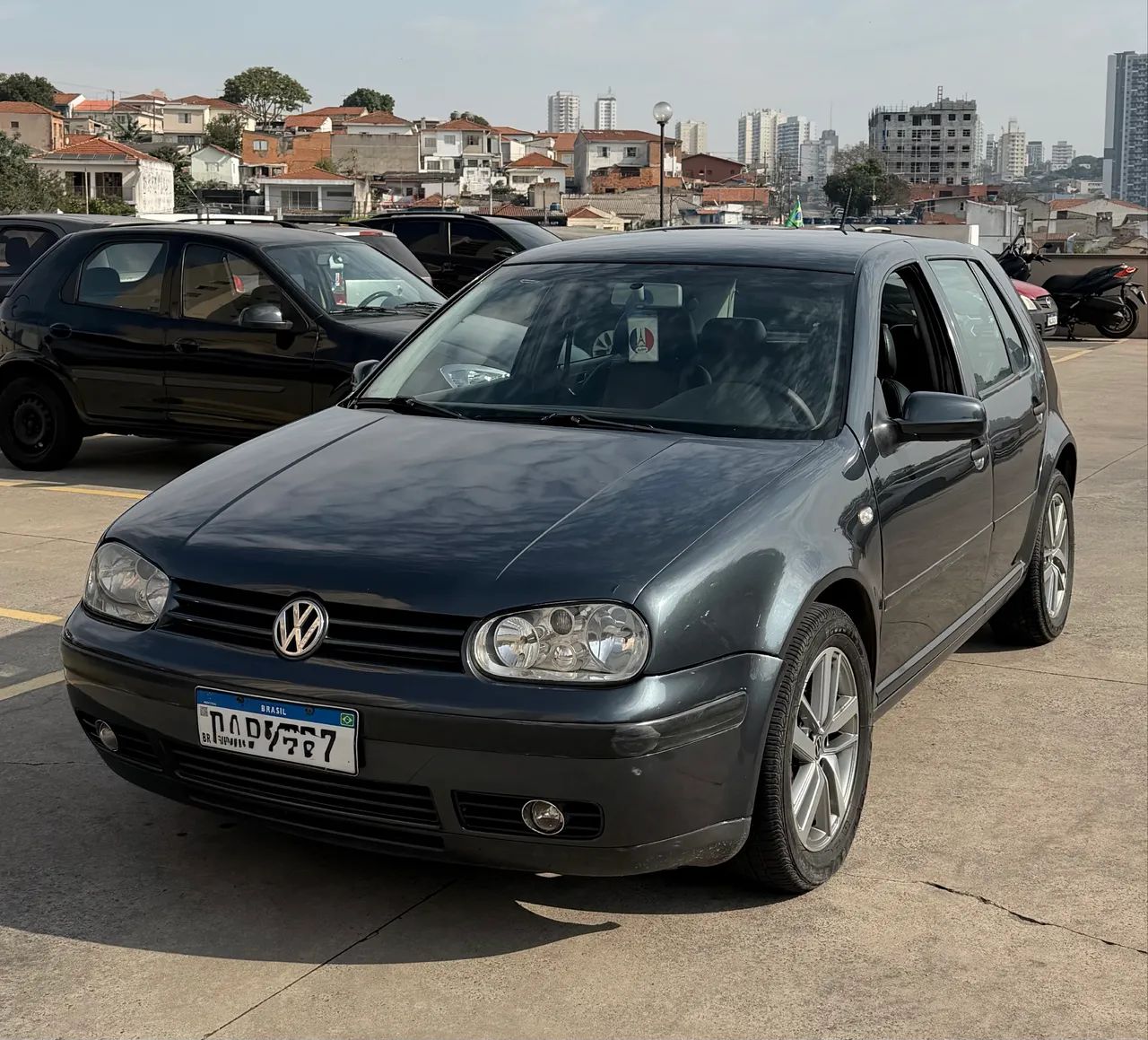 Volkswagen Golf 1.6 MI/ 1.6 MI Gener./black & Silver 2001