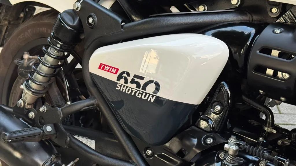 Shotgun 650cc ABS - Foto 5