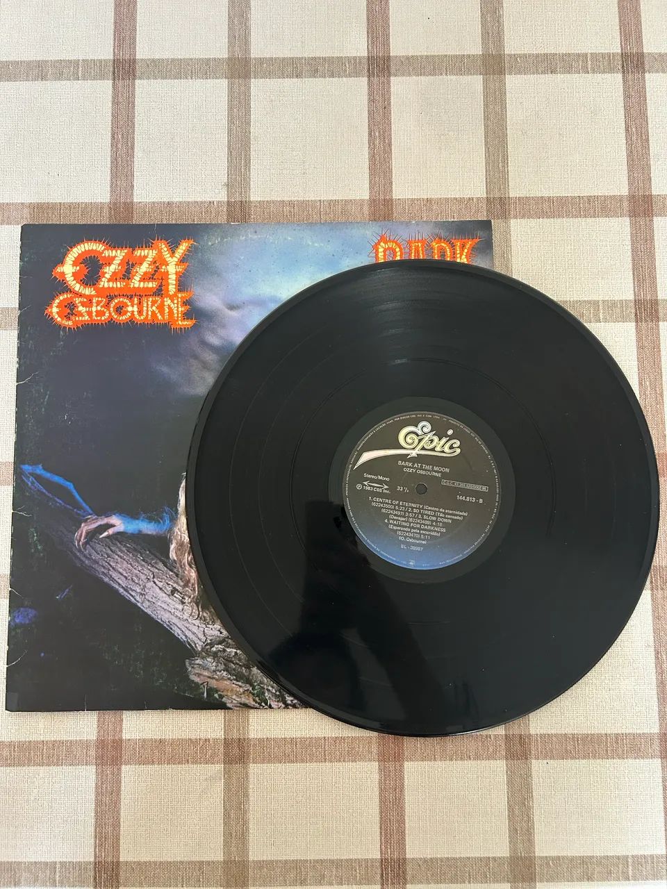 Vinil Ozzy Osbourne - Bark At The Moon (1983)  - Foto 2