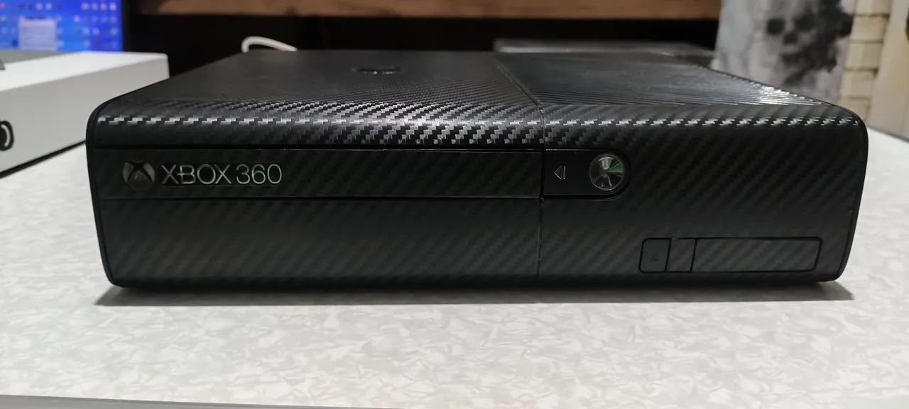 XBOX 360 Super Slim  - Foto 2
